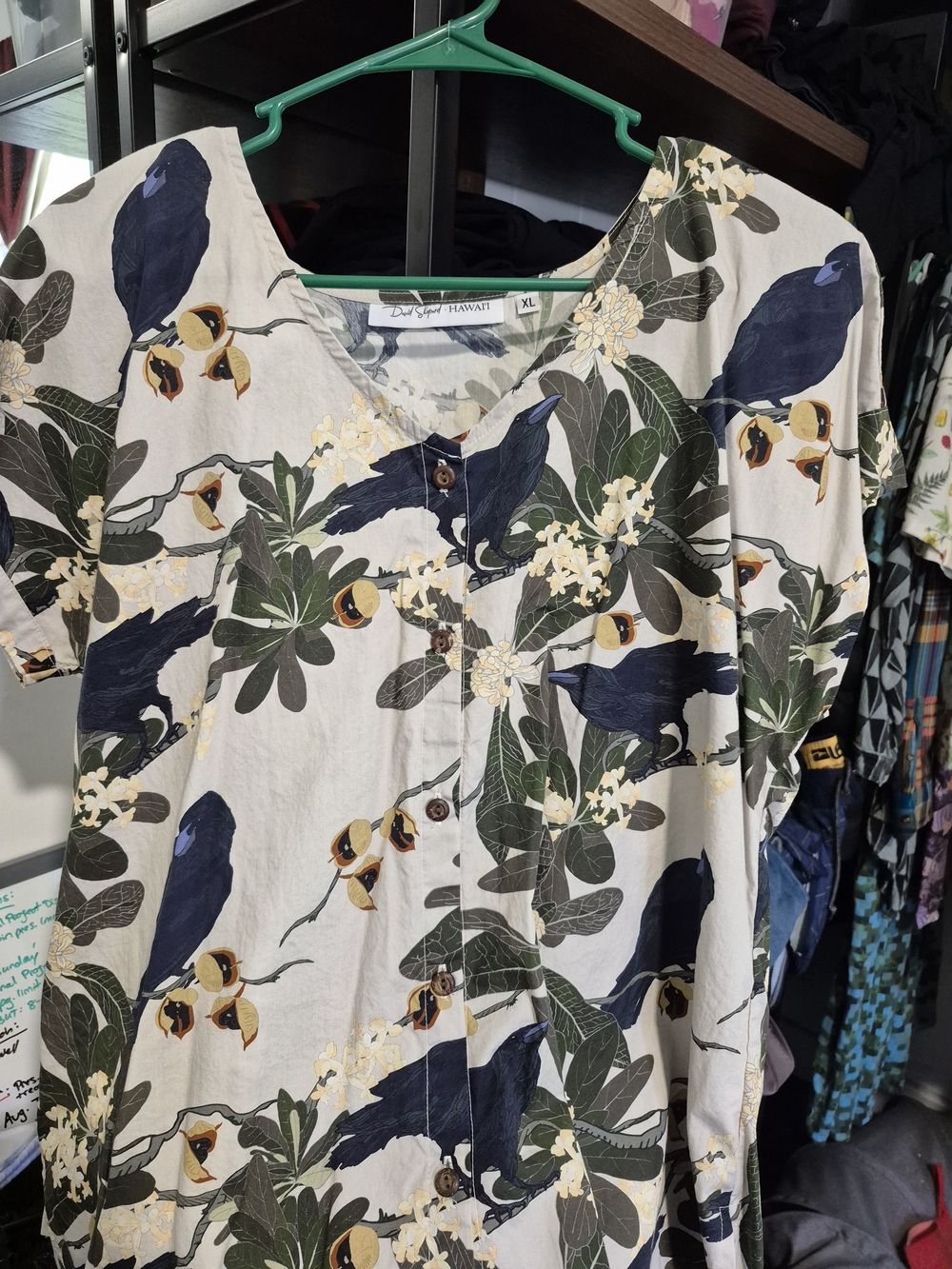 Davíd Shepard-Cream Tunic with Navy Bird & Green Leaf Print